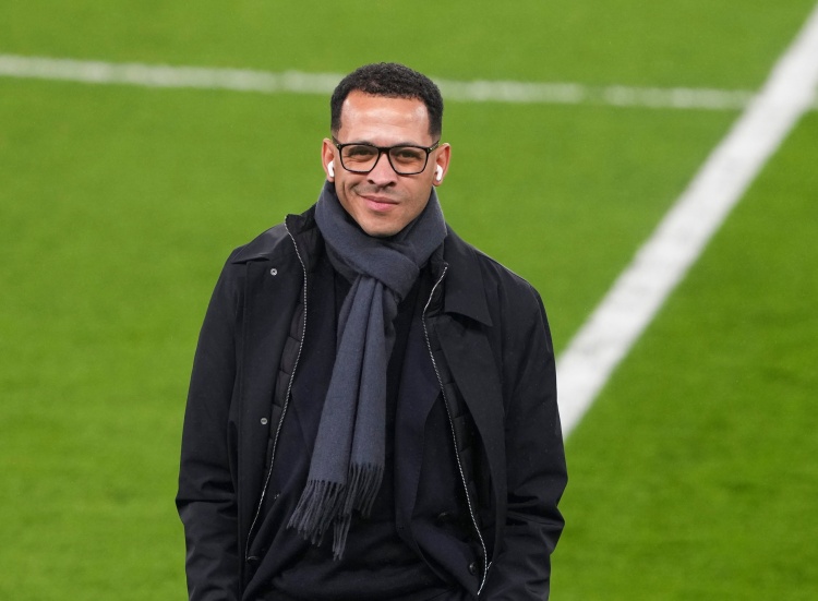 pp电子-镜报：罗塞尼尔让越界阿森纳助教“滚X”，他逐渐获蓝军球迷信任